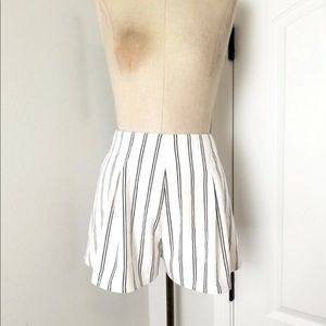 SOLD !!!!!White High rise Striped Shorts